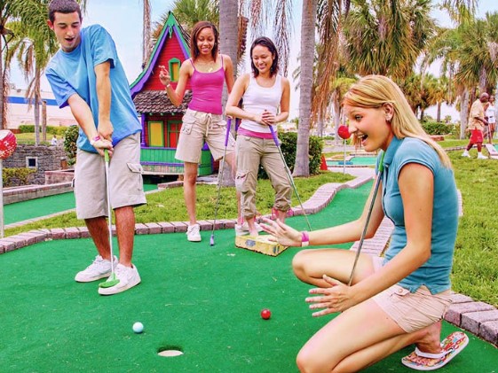 Where Can You Find the Most Exciting Mini Golf in Charleston